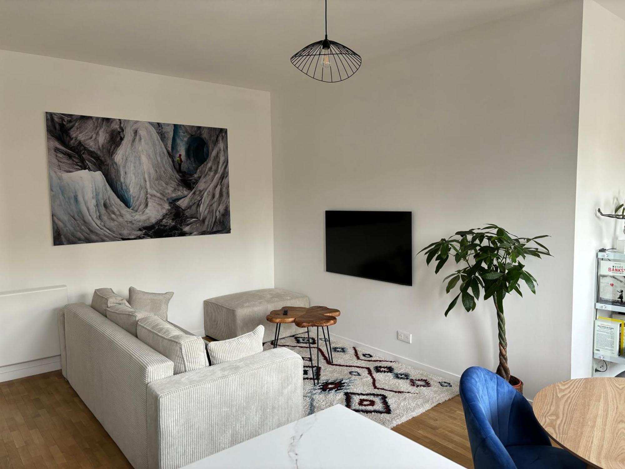 Ferienwohnung Le Boudoir - 2 Pieces Et Parking Le Plessis-Robinson Exterior foto