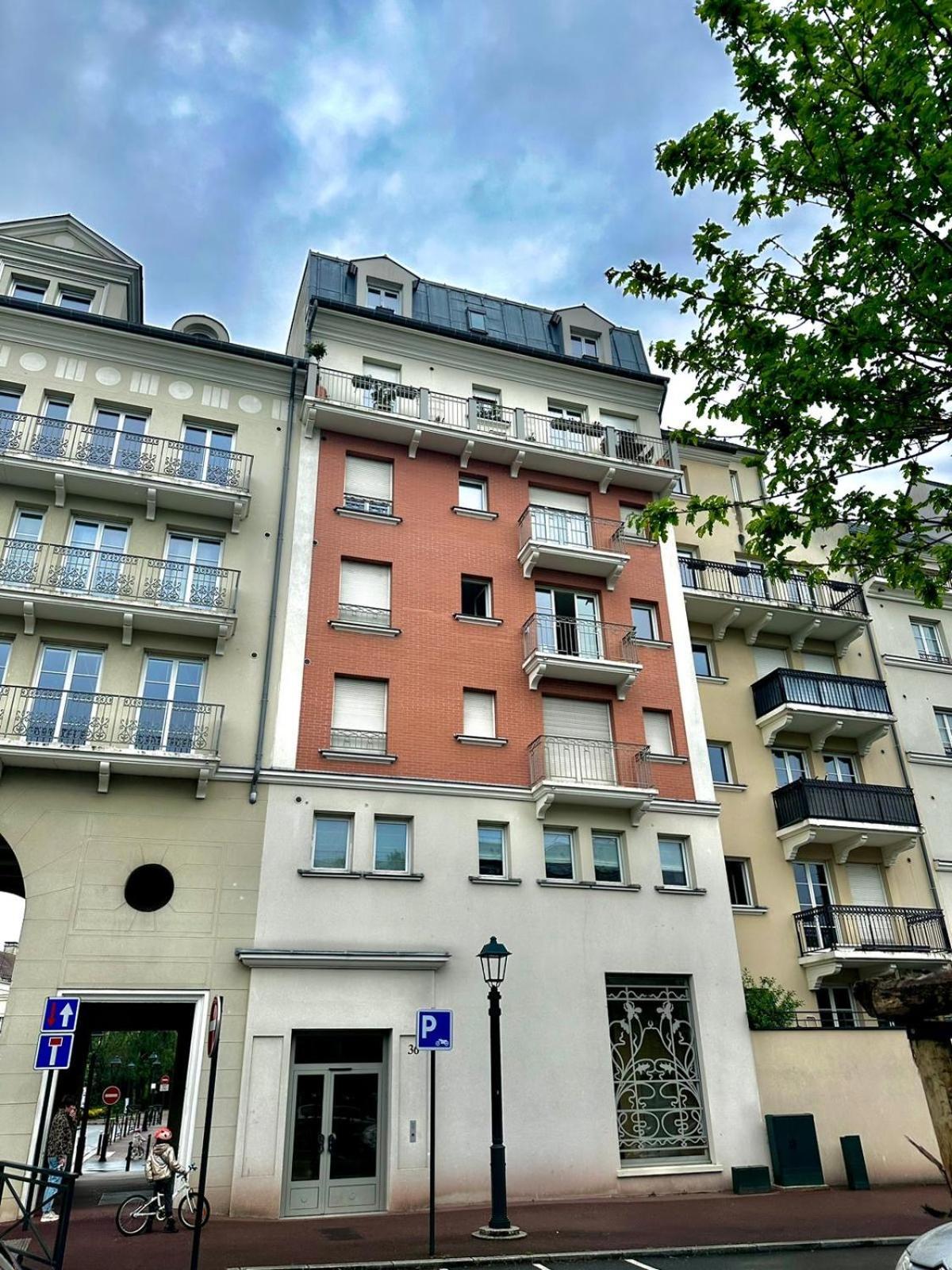 Ferienwohnung Le Boudoir - 2 Pieces Et Parking Le Plessis-Robinson Exterior foto